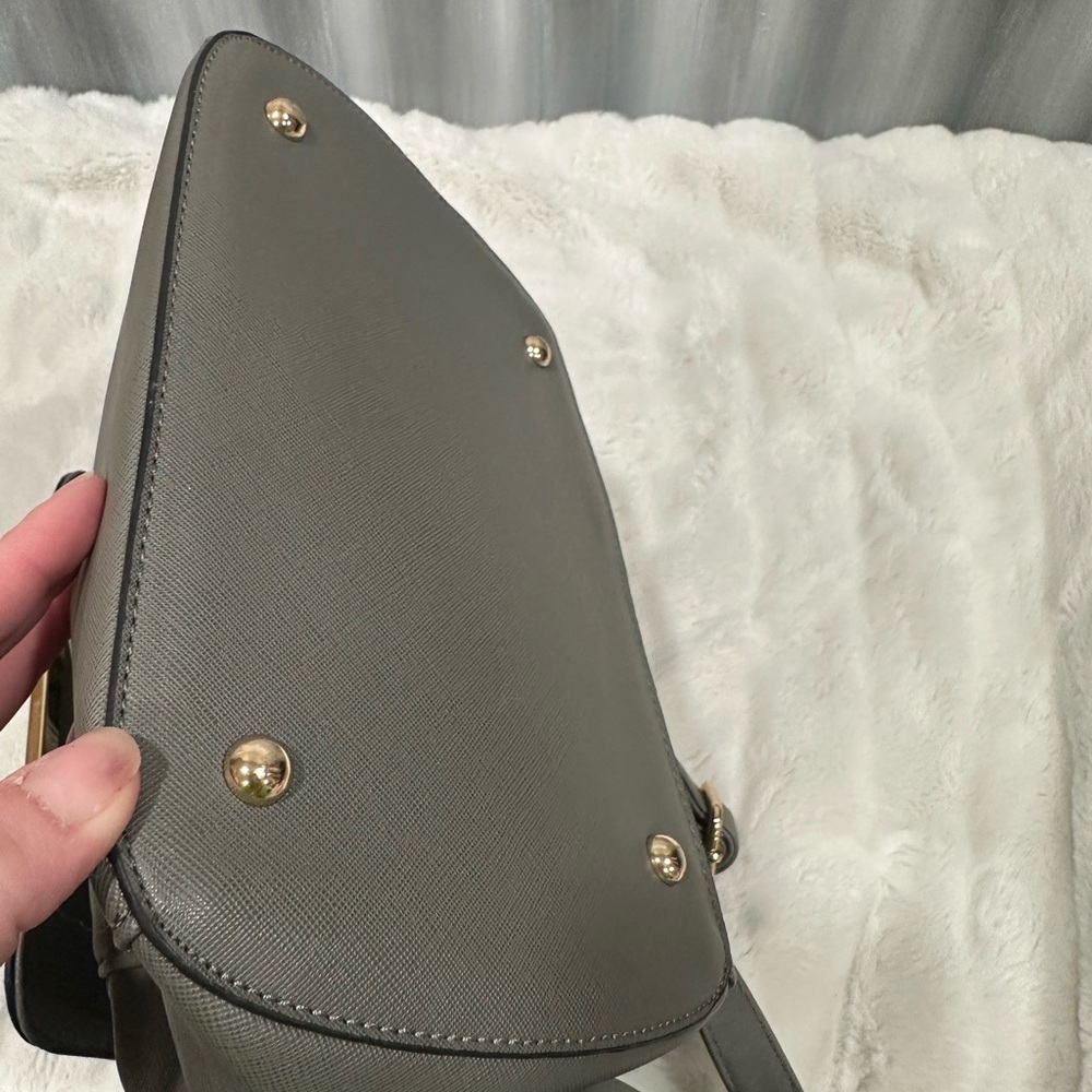 Wink Kangaroo Backpack With Gold Hardware - Picture 5 of 8